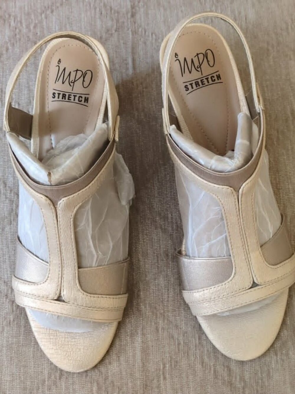 Impo Stretch Cream Champagne Gold Sandals Sz 9M Lightly Worn Formal Bridal Retro